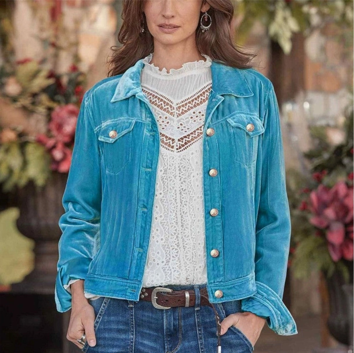 Versatile Short Velvet Jacket with Lapel