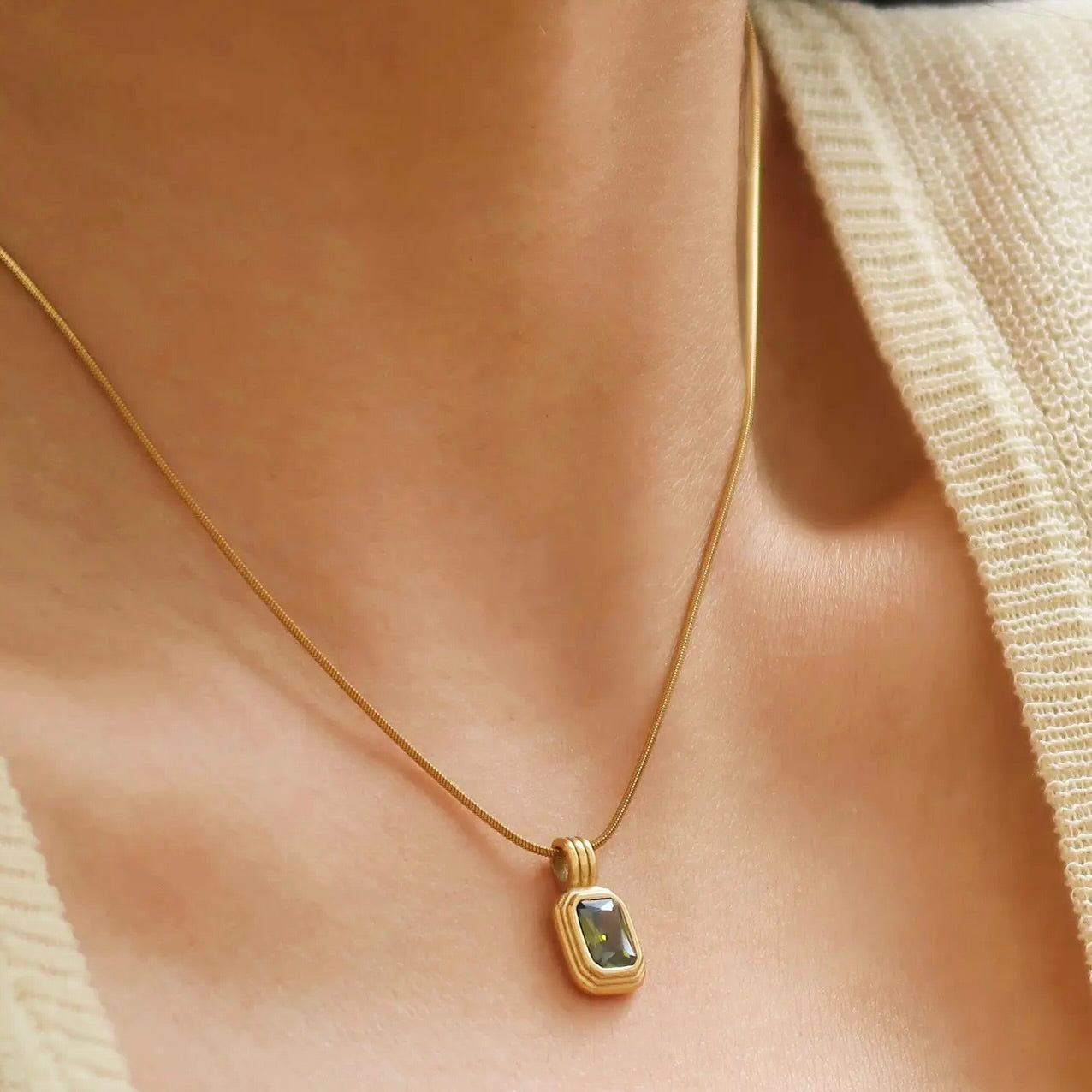 Maeve Green Pendant Necklace