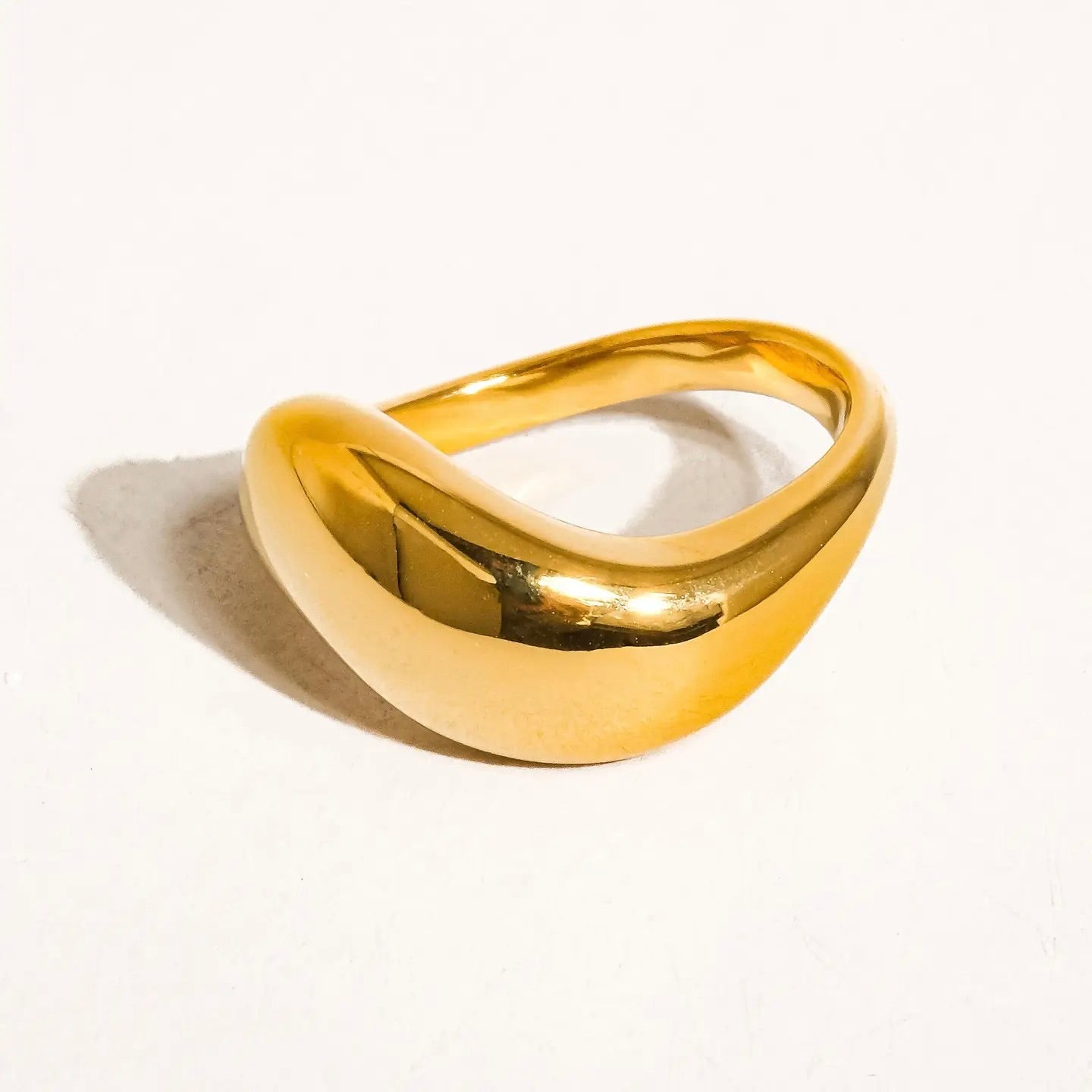 GOLD Erin Classic Wavy Band